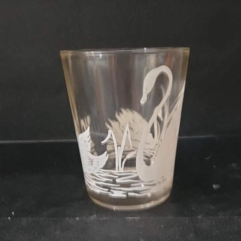 Swan Design Etched Lowball Tumbler,‎ Vintage Mid-Century Glass, Light Pink Tint
